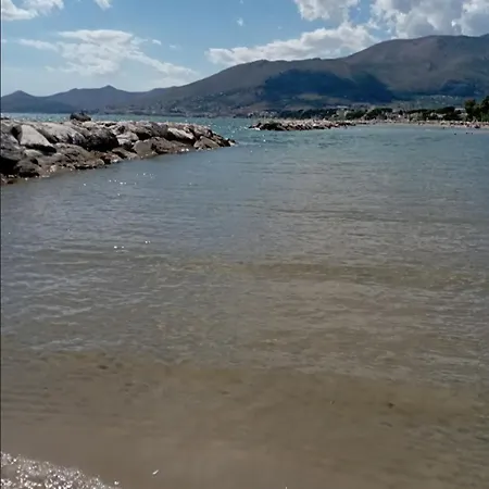 Casa Ines Апартаменты Maranola